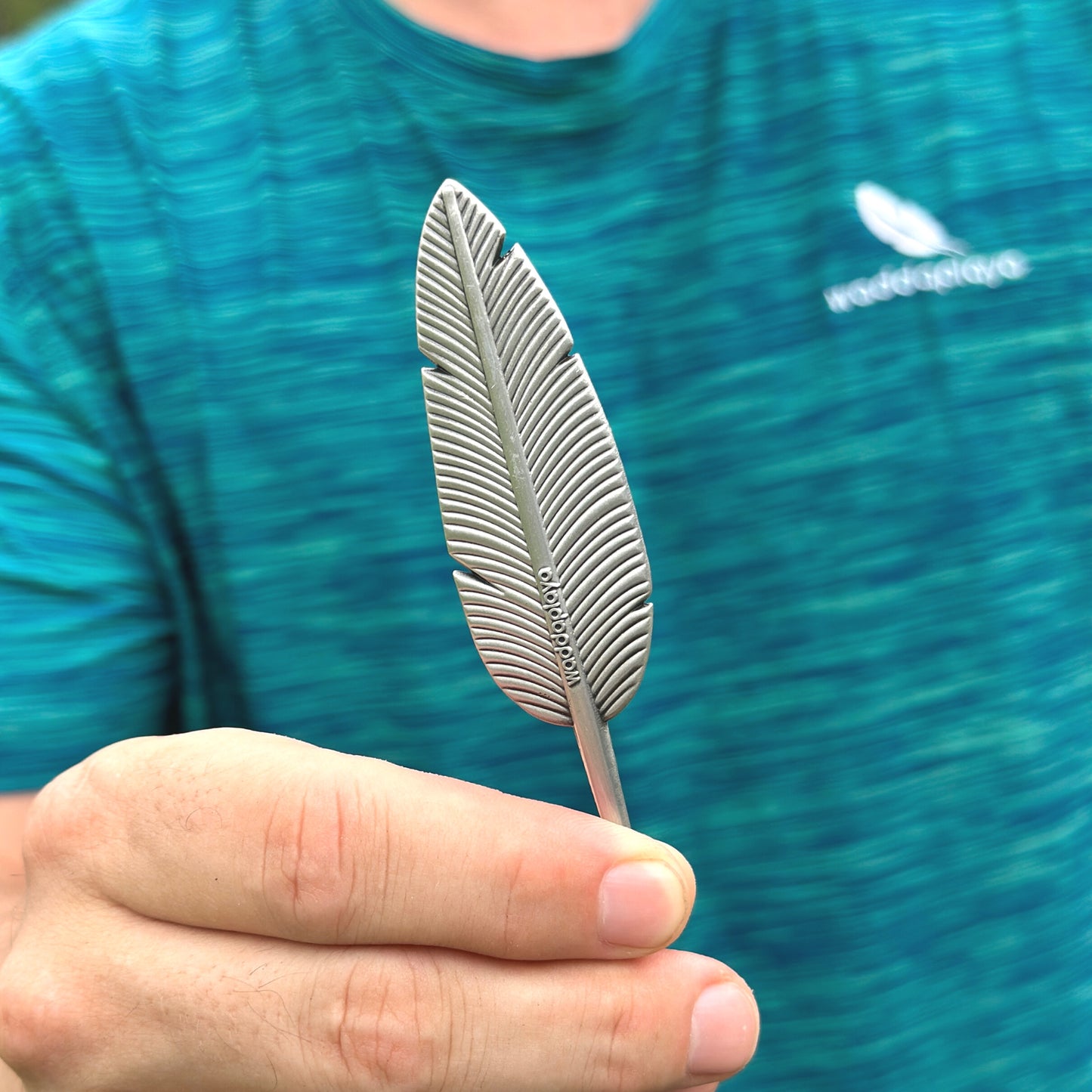 Single Prong Feather Divot Tool