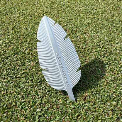 Single Prong Stainless Steel Feather Divot Tool