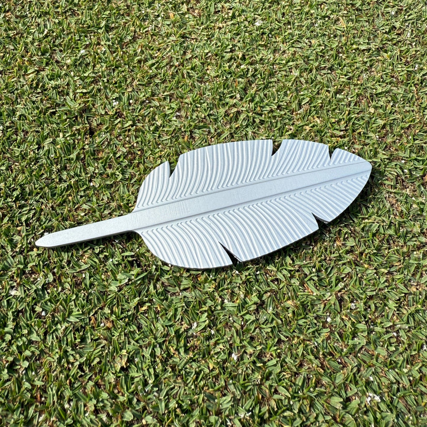 Single Prong Stainless Steel Feather Divot Tool