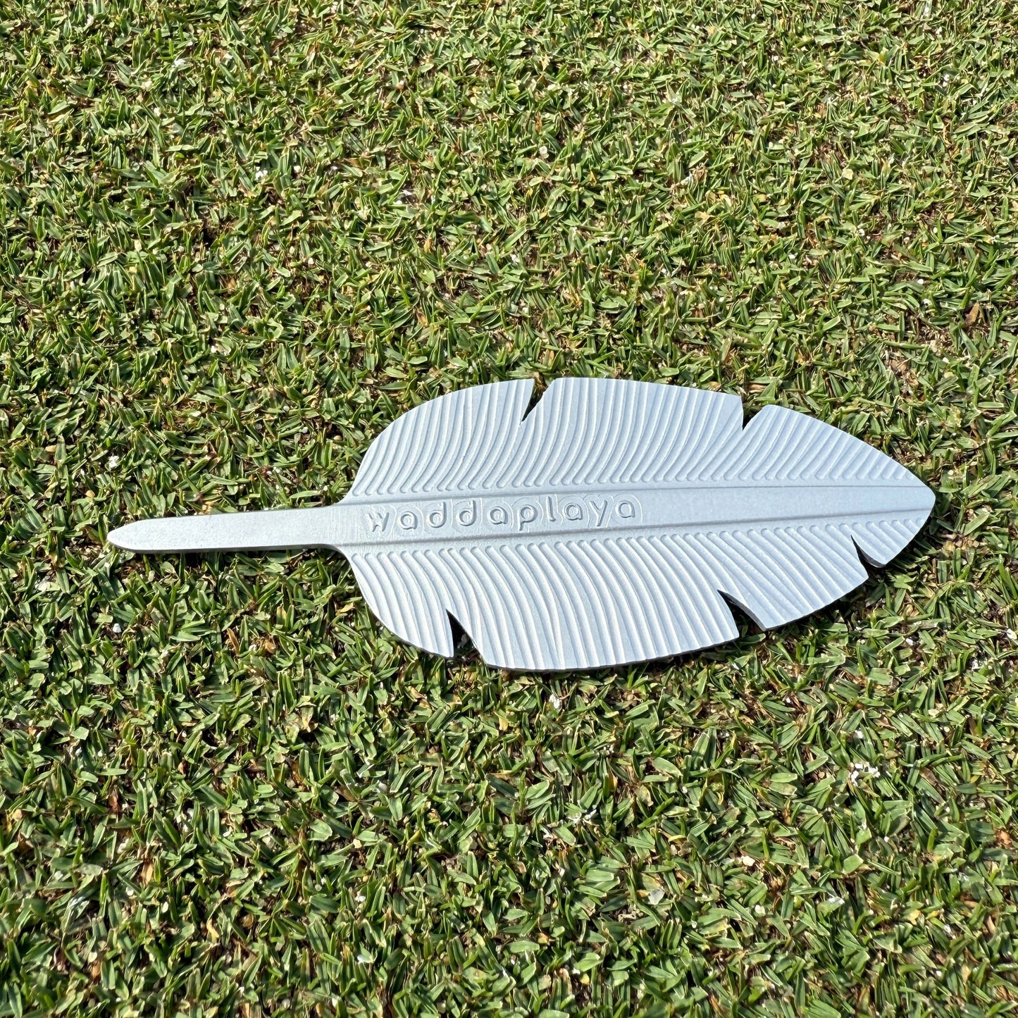 Single Prong Stainless Steel Feather Divot Tool